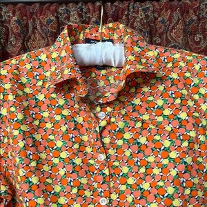 Land’s End WM 4 Supima Button Up Blouse Shirt 
Whimsical Oranges, etc Excellent